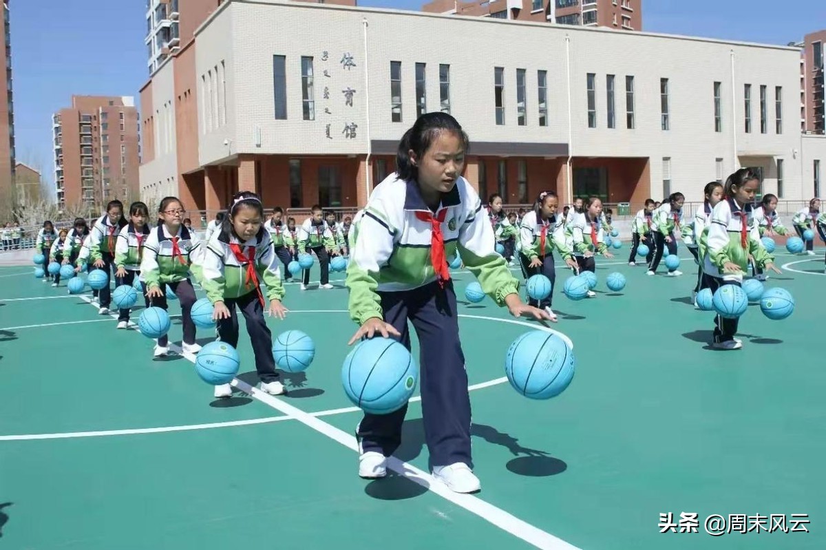 篮球步伐规则_篮球基本规则第一步叫什么_篮球步法种类