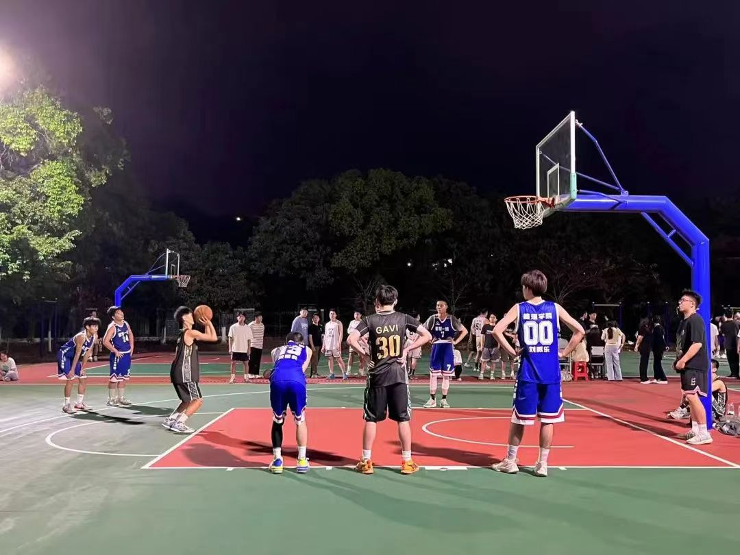 禁区篮球争球站位图解_篮球禁区内的规则_篮球禁区内的对抗规则是什么